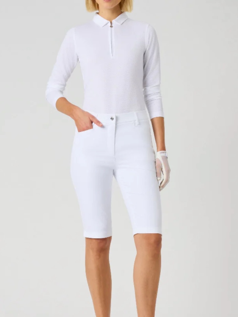 Tail 2 PIECE White Activewear Top with Subtle Stripe Detail with shorts!! XS